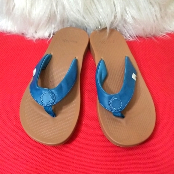 SANUK COSMIC YOGA MAT SANDALS - Picture 1 of 8